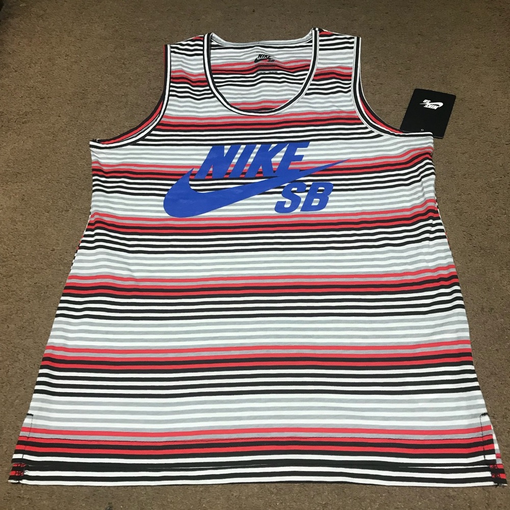 Nike SB tank